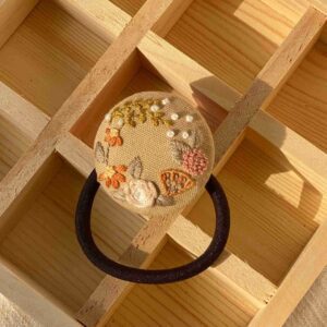embroidered-hair-tie embroidered-hair-tie