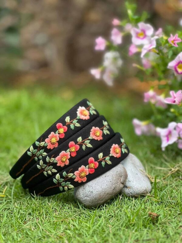 embroidered-headband embroidered-headband