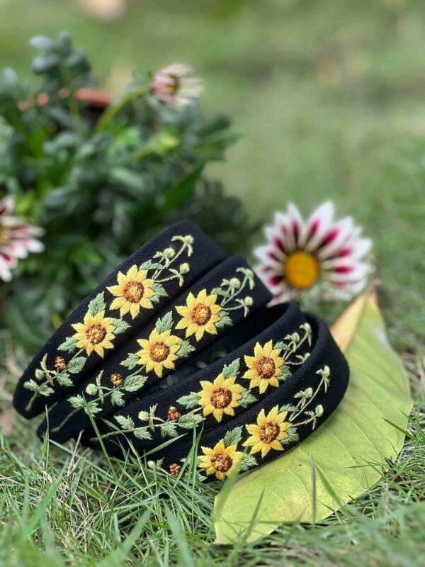 embroidered-headband embroidered-headband
