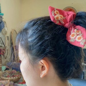 embroidered-scruchine (2) embroidered-scruchine (2)